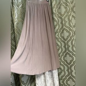 #13 Ladies Beige Skirt